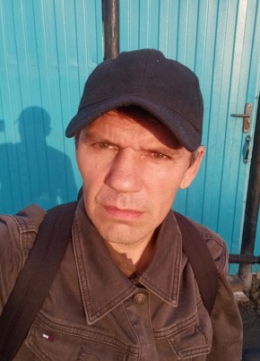 Игорь из Кургана 46 лет