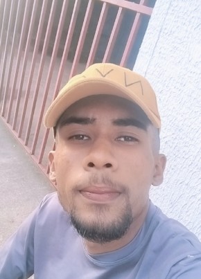 Aurélio из Goiânia 26 лет