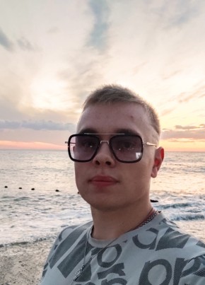 Андрей, 23, Россия, Грязи