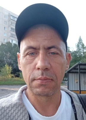 Сергей из Кургана 48 лет