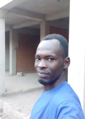 Maxwell, 27, Uganda, Gulu