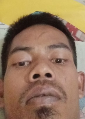 M ahmad, 18, Indonesia, Madiun