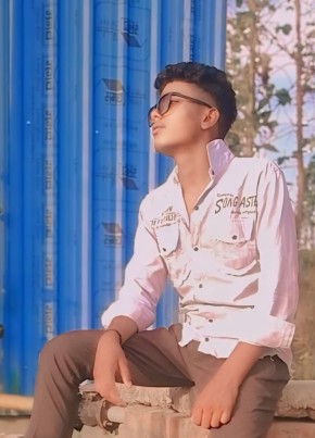 Ashok Pratap, 18, India, Maner