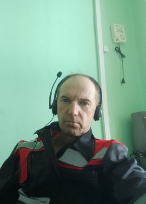 Владимир из Коряжмы 54 года