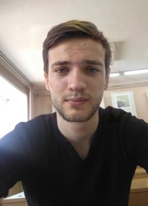 Валентин из Красноярска 29 лет
