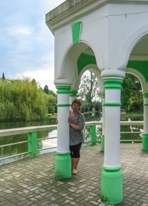 марина, 55, Россия, Северск
