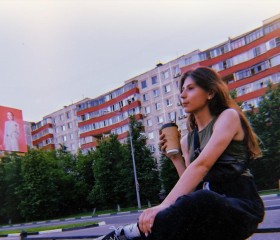 Илона, 24 года, Москва