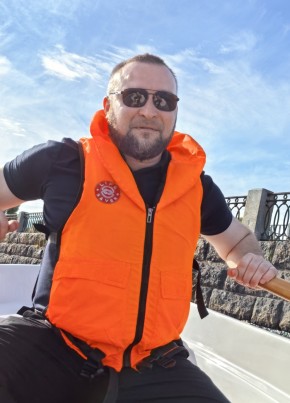 Konstantin, 41, Russia, Saint Petersburg