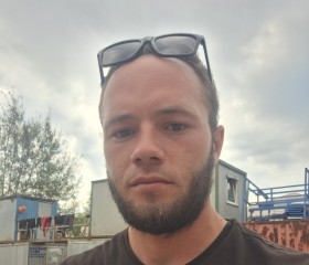 Robert, 28, Moscow