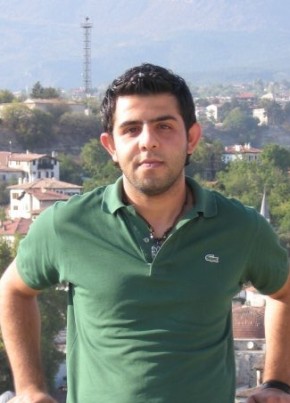 Halil Ibrahim, 38, Türkiye Cumhuriyeti, Seferhisar