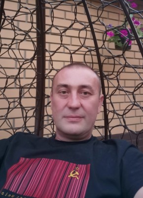 Виталий из Волгограда 43 года