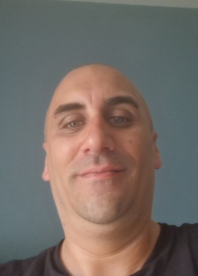 Jnr из Swindon 42 года