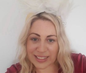 Mandy, 45, New York City