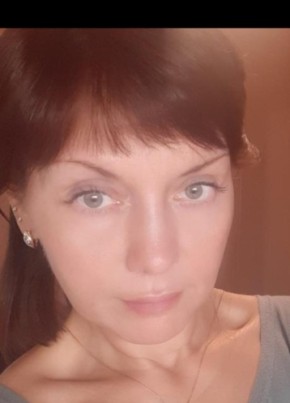 Людмила, 47, Россия, Зеленогорск (Красноярский край)