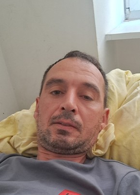 Florin из București 45 лет