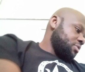 William, 37, Ngaoundere