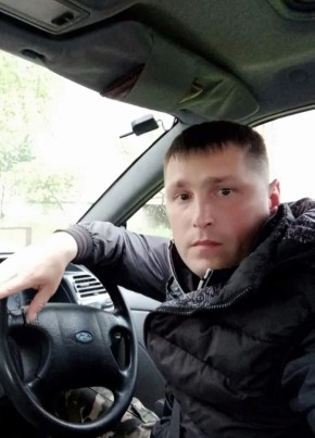 Dmitriy, 34, Belarus, Lida