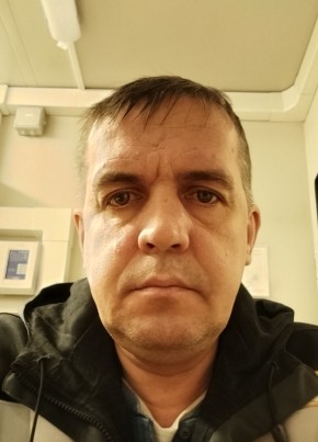 Павел из Уфы 49 лет