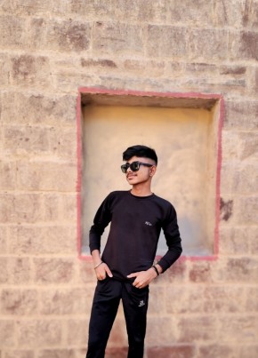 Jeetu, 18, India, Jaisalmer