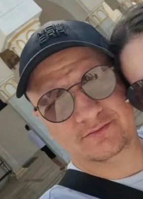 Максим из Свободныя 38 лет