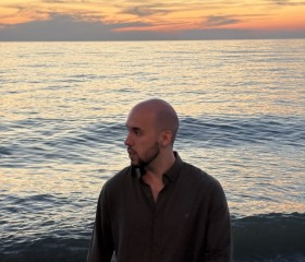 D, 28, Batumi
