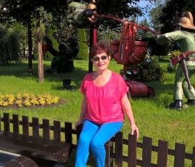 Людмила, 73 года, Несебър