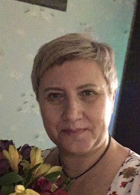 Лена, 55, Россия, Серов
