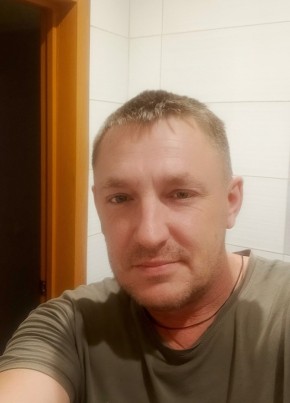 Александр из Вольска 51 год