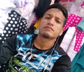 Adrián, 28, Puerto La Cruz