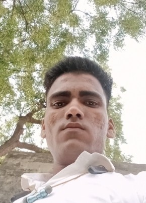 Najim Rajput, 23, India, Delhi