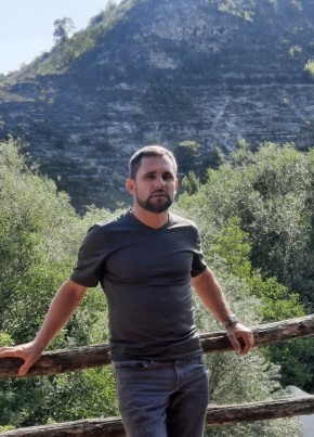 Mihai, 43, Romania, Mangalia