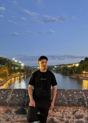 Sezgin из Diyarbakır 18 лет