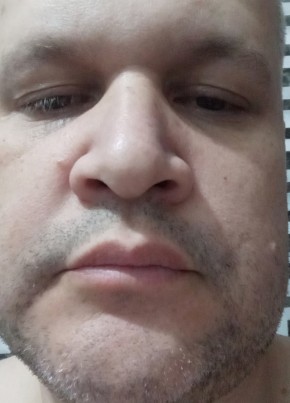 Fer из Piracicaba 31 год