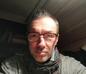 Artem, 54, Saint Petersburg