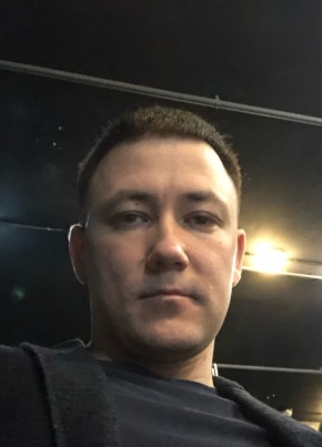 Максим, 36, Россия, Москва