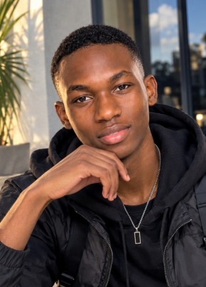 Falcon из Touba 18 лет