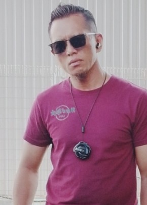 Joe из Petaling Jaya 37 лет