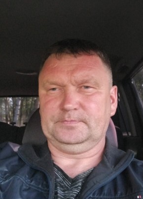 Олег из Саратова 53 года