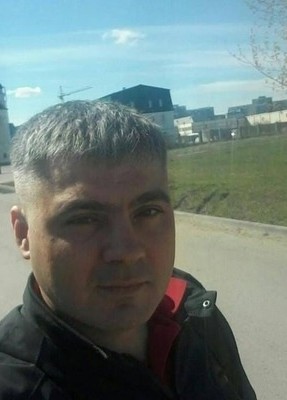 Максим из Барнаула 45 лет