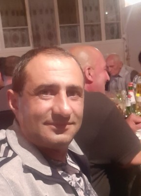 Aram Kazaryan, 48, Armenia, Artashat