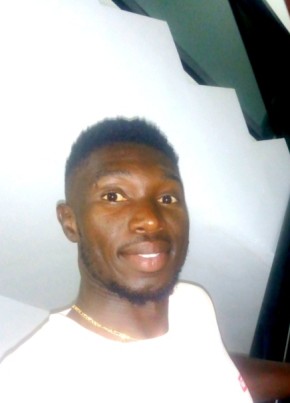 Maxi, 30, Republic of The Gambia, Sukuta