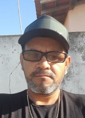 Fábio, 40, República Federativa do Brasil, Petrópolis