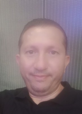 احمد из عمان 18 лет