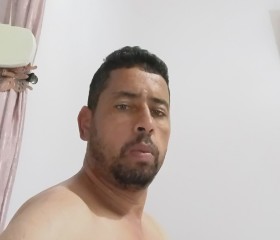Abdou, 18, Annaba