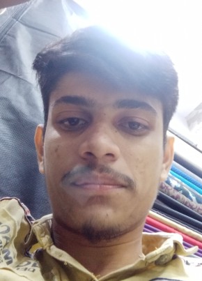 Khan Shahnawaz, 28, India, Mumbai