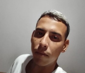 André, 28, Itajai