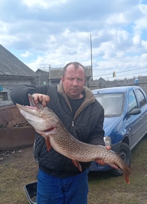 Олег из Зубова Поляны 43 года