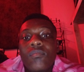Frank, 26, Zanzibar