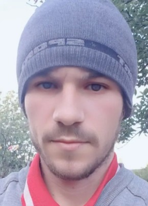 Seres adrian из Satu Mare 28 лет