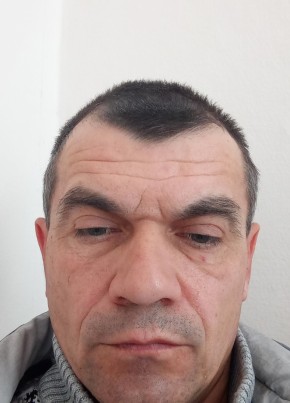 Юрий из Омутинское 46 лет